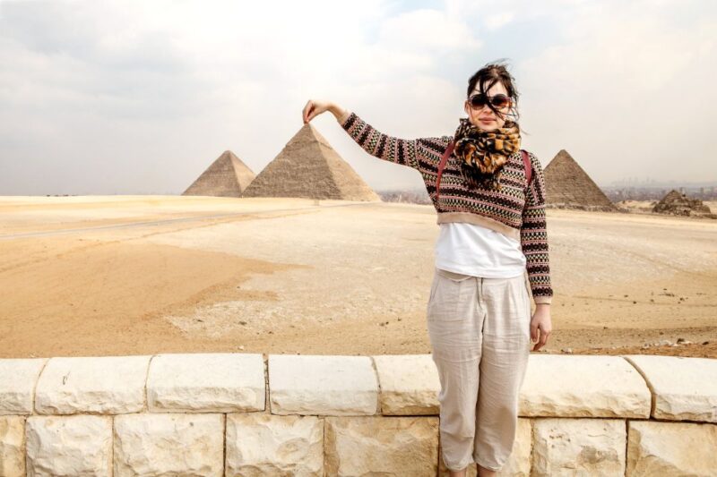Pyramids of Giza and Great Sphinx: Private Half-Day Tour - Participants and Language Options