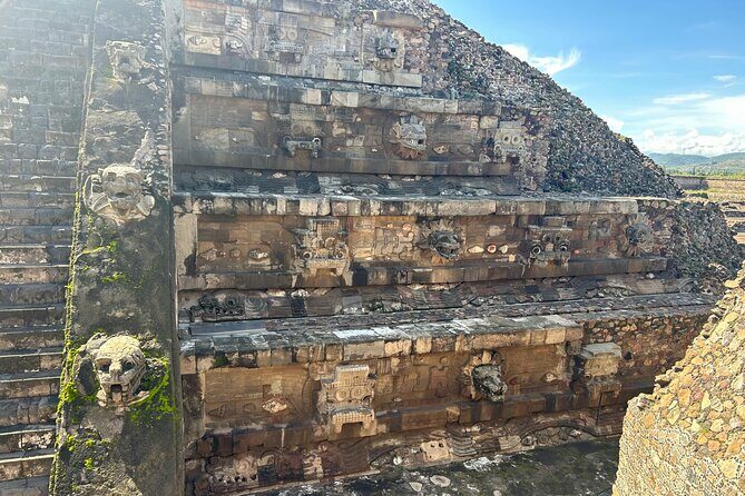 Pyramids of Teotihuacan and restaurant la Gruta (Original) - After Lunch: Artisan Shops and Souvenir Shopping