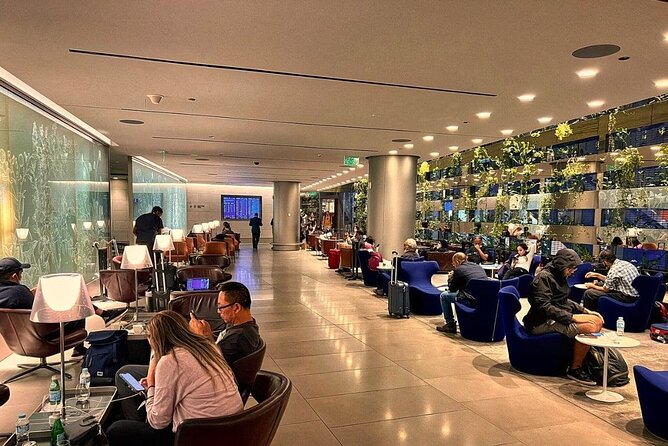 Qatar: Doha Hamad International Airport (DOH) Al Maha Lounge - Lounge Accessibility and Restrictions