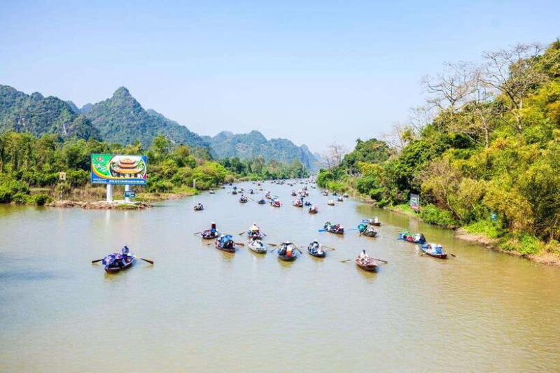 QUANG PHU CAU and PERFUME PAGODA PRIVATE TOUR - Exploring Buddhist Temples and Culture