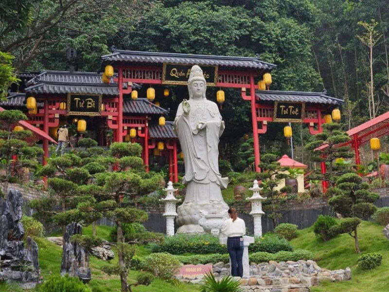 QUANG PHU CAU INCENSE VILLAGE WITH BOAT TRIP OR PAGODA - Logistics and Return