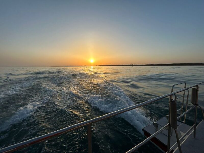 Quarteira: Sunset Lovers Algarve Coast Cliffs Tour at Galé - Enchanting Sunset Views
