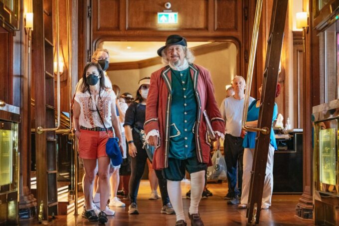 Quebec City: Guided Visit of Fairmont Le Château Frontenac - Explore the Hotels History
