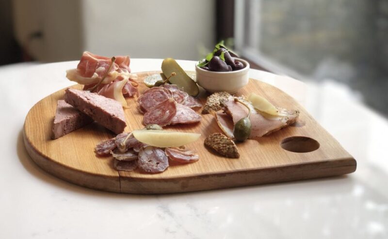 Quebec City: Old Quebec 5-Course Gourmet Food Tour - Included in the Tour