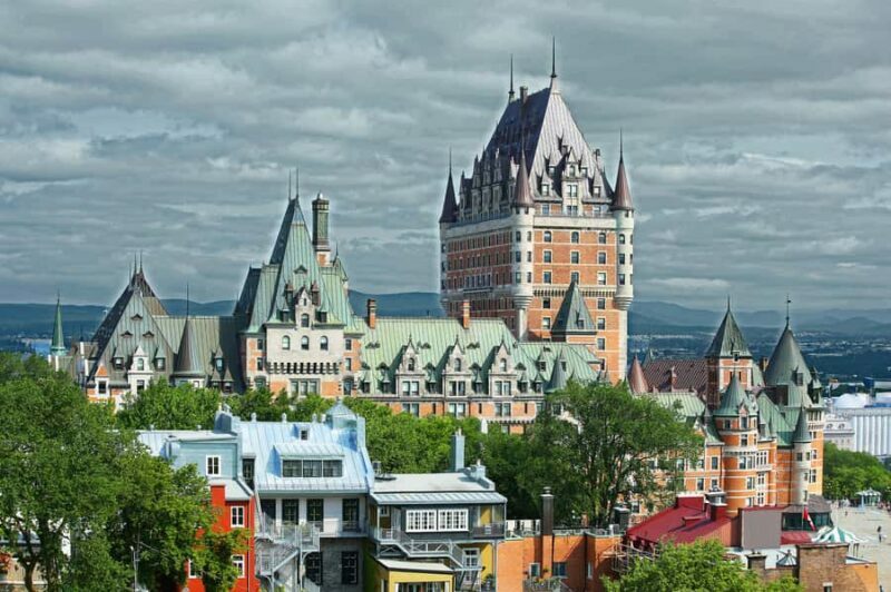 Quebec City: Private Walking Tour with a Local - Why Consider a Private Walking Tour in Quebec City?