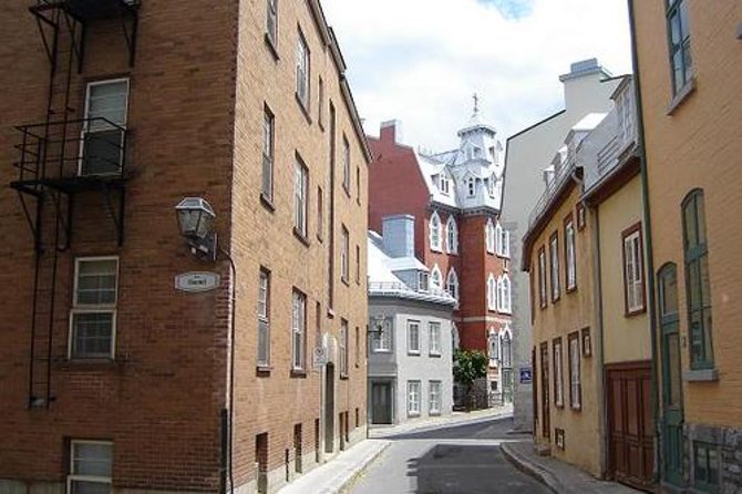 Quebec City Shore Excursion: Grand Walking Tour of Quebec City - Professional and Entertaining Guide