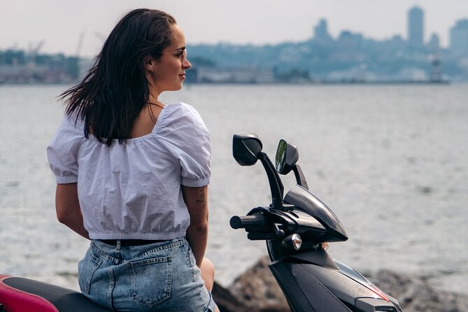 Quebec City - Single Scooter Rental on Île D'orléans - Vista Points Across the Island