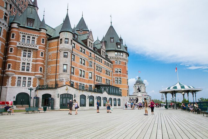 Quebec City Walking Tour - Quartier Petit Champlain