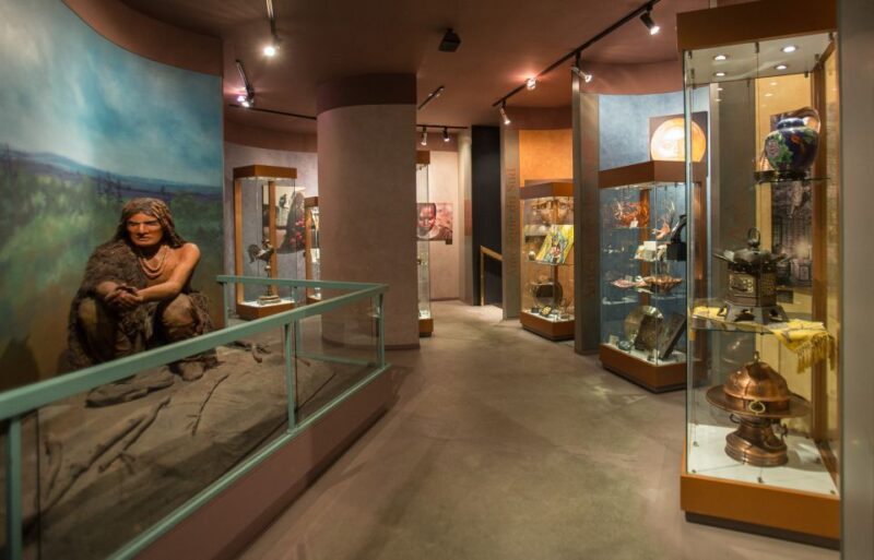 Quebec: Cuivres A. Gilles - (Free Entry) Fee for Workshop - Museum and Art Techniques