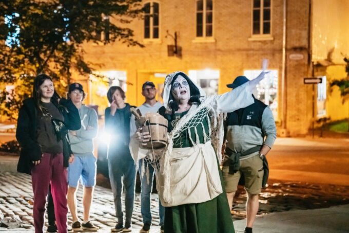 Quebec Interactive Street Theatre: Crimes in New France - Interactive Street Theatre