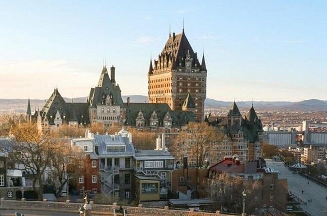 Quebec Old Town Walking Tour With A Guide - What Makes This Tour Stand Out