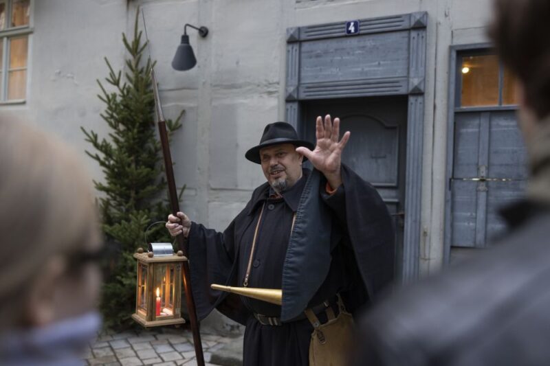 Quedlinburg: Historical Old Town Evening Walking Tour - Key Points