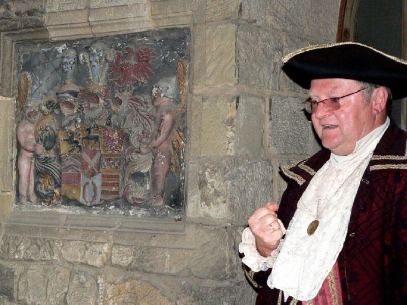 Quedlinburg: Historical Old Town Evening Walking Tour - Booking and Cancellation