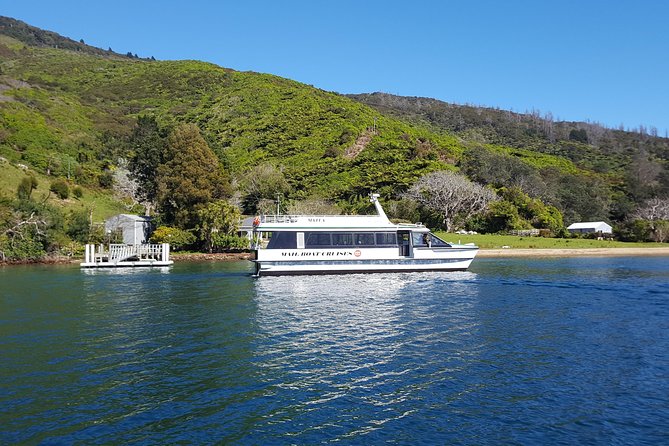 Queen Charlotte Sound Mail Boat Cruise - Isolated Bays and Coves