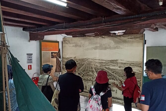 Queen of the East (Old Batavia) Walking Tour - Meeting and End Points