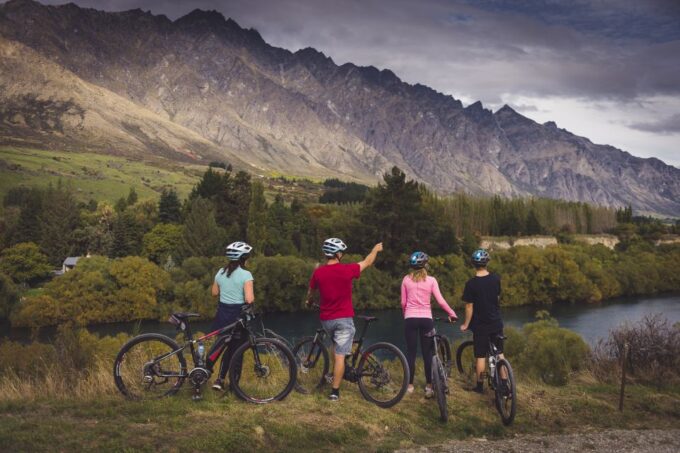 Queenstown: Arrowtown Mountain Biking Adventure - Booking and Cancellation