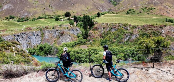 Queenstown: Guided E-Bike Tour With Winery Visits & Tastings - Transport and Accommodation