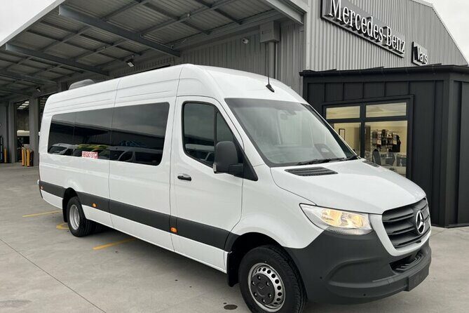 Queenstown International Airport To and From City Center Transfer - An Honest Look at the Queenstown Airport Transfer Experience
