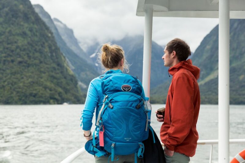 Queenstown: Milford Sound Scenic Flight and Nature Cruise - Key Points