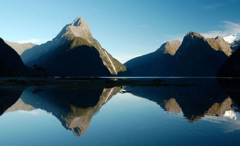Queenstown: Milford Sound Scenic Flight and Nature Cruise - Experience Highlights