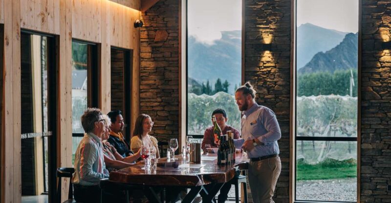 Queenstown: Pinot Noir Wine Tasting Experience - Location and Accessibility