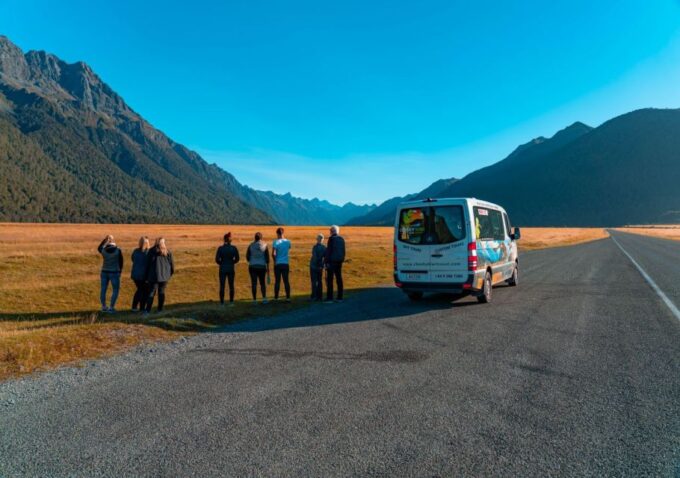 Queenstown: Small-Group Tour to Milford Sound With Cruise - Picnic Lunch and Mirror Lakes