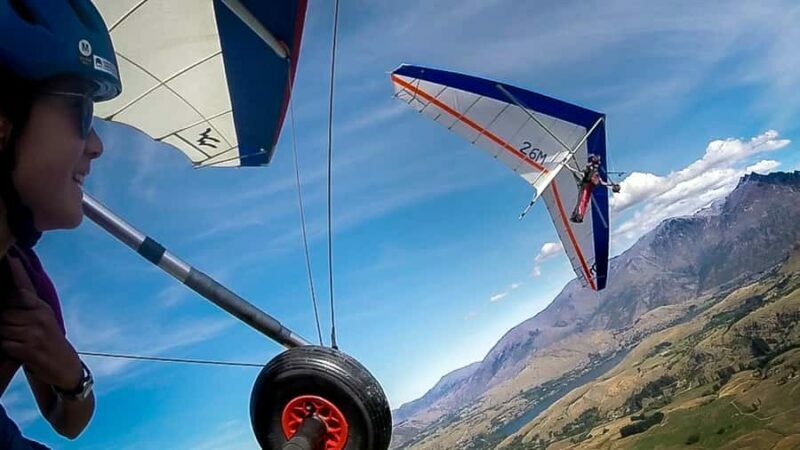 Queenstown: Tandem Hang Gliding Experience - Group Size and Guides