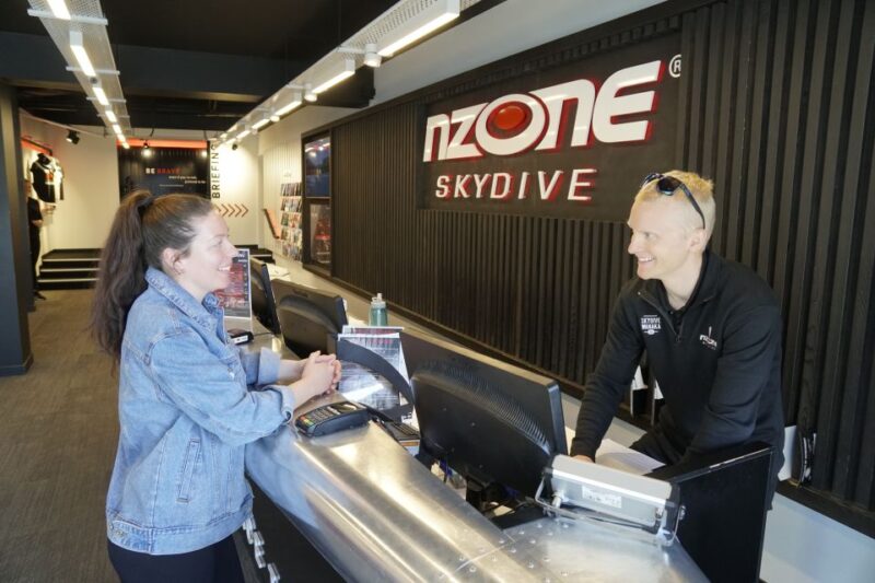 Queenstown: Tandem Skydive From 9,000, 12,000 or 15,000 Feet - Age and Weight Requirements