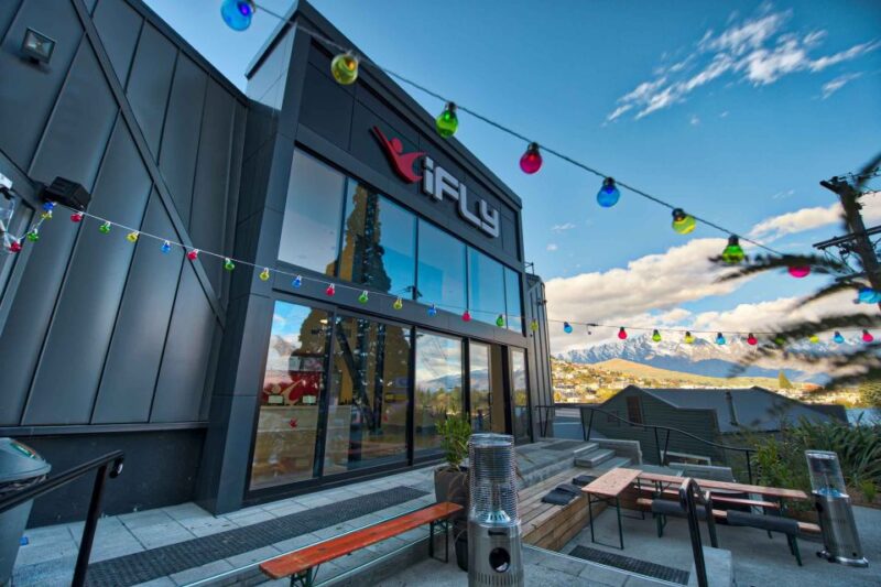 Queenstown: Ticket for 4 Indoor Skydiving Flights - Meeting Point and Preparation