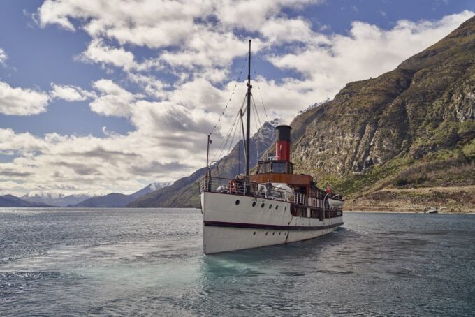 Queenstown: TSS Earnslaw Cruise of Lake Whakatipu - Booking and Meeting Details