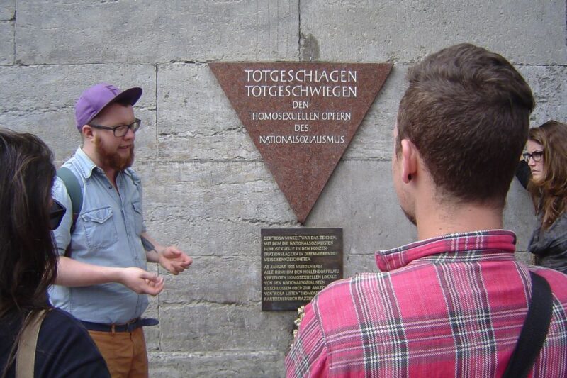 Queer Berlin Walking Tour - Languages and Duration