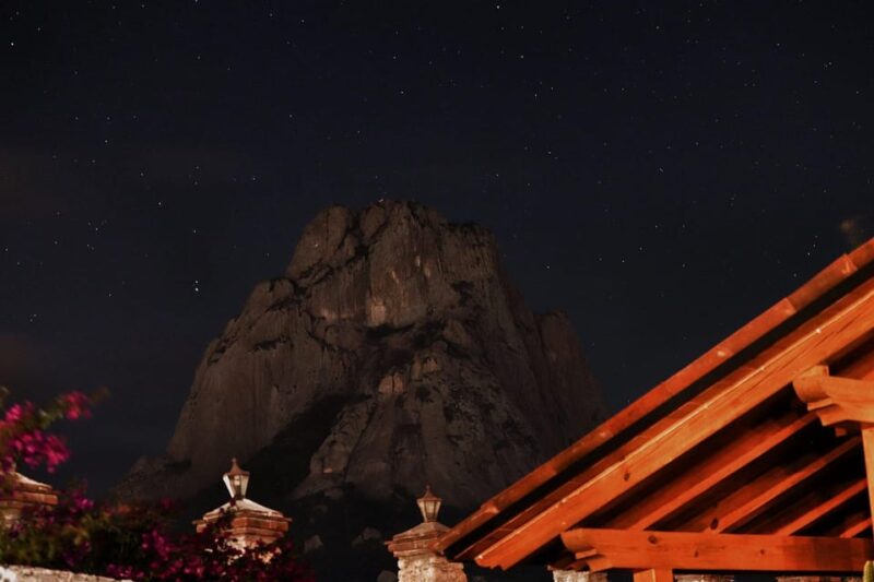 Queretaro: Night Bernal - Explore Bernal