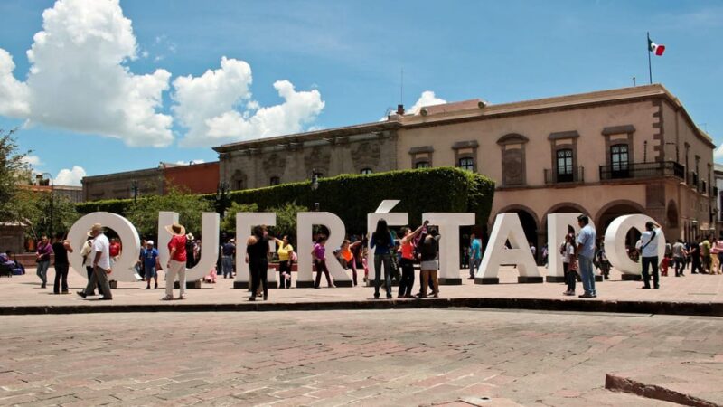 Queretaro: Pedestrian City Tour and Tram Tour - Key Points
