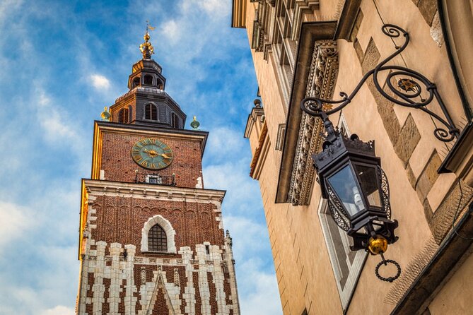 Quest Experience in Krakow Old Town: Myths & Legends - Exploring Wawel Hills Mysteries