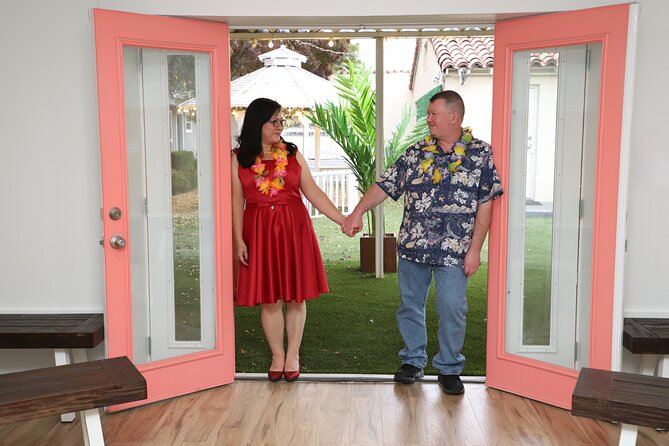 Quickie Sign and Go Wedding at Hawaiian Wedding Chapel - Key Points