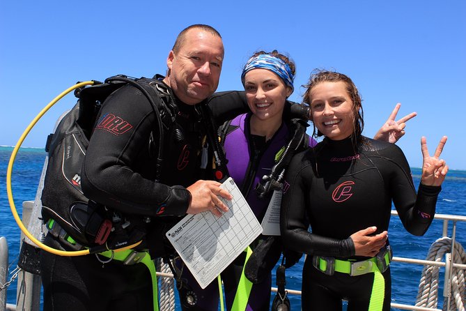 Quicksilver Dive 4 Day PADI Learn to Dive Course - Inclusions and Amenities