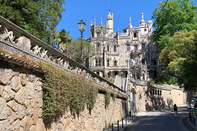 Quinta Da Regaleira and Sintra Visit Half Day Private Tour - Experience Details