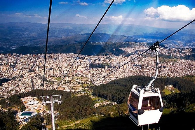 Quito City Tour & Teleferico Cable Car Private - Learning About the Archbishops Palace