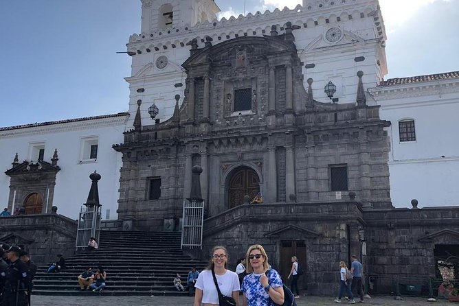 Quito Old Town and Middle of the World Private Tour - Overview of the Tour