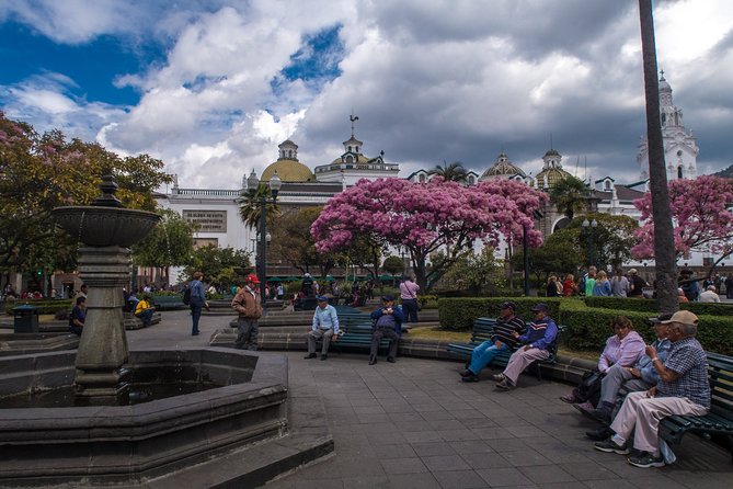 Quito PRIVATE Arrival Transfer From Airport to Hotels - Key Points