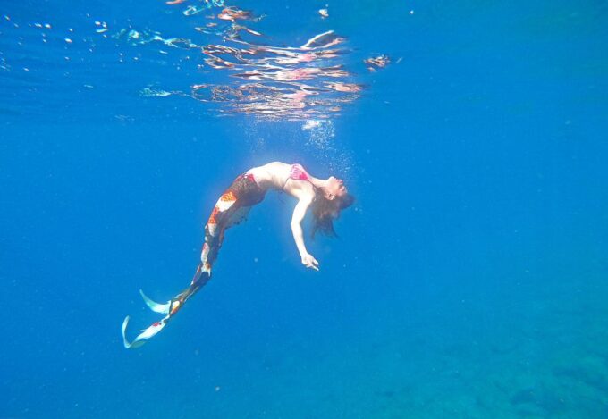 Radazul: Mermaid Experience and Photo Shoot - Underwater Exploration