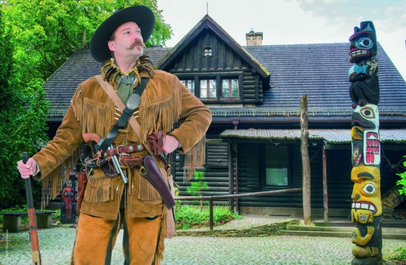Radebeul: Karl May Museum 1-Hour Costume Tour - Tour Highlights