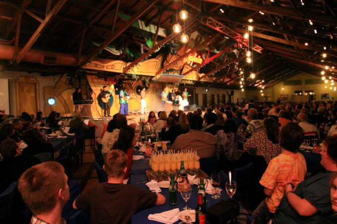 Rafain Palace: Barbecue Dinner Show - Booking Flexibility