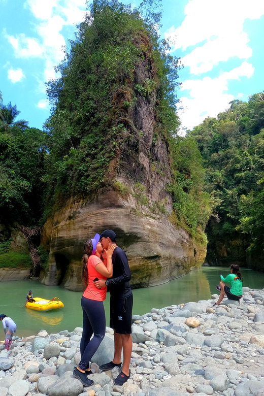 RAFTING ADVENTURE ON THE GUEJAR RIVER CANYON IN COLOMBIA - Key Points