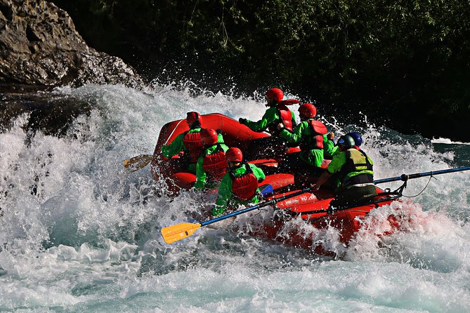 Rafting Azul to Macal - Futaleufu River - Riverside Lunch and Refreshments