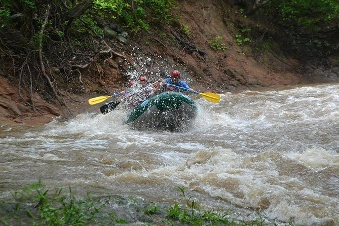 Rafting Class III and IV in Tenorio River From Playa Flamingo - Experiencing Class III and IV Rapids