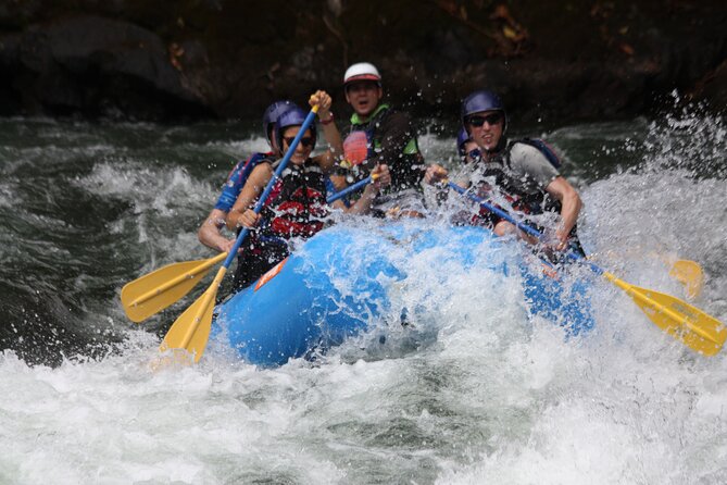 Rafting III-IV in Pacuare River - Meeting and Pickup Information