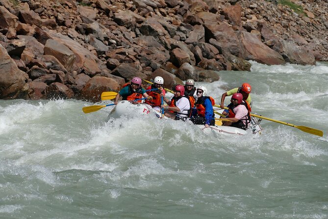 Rafting in Rishikesh- 16km - Meeting Point and Pickup Details