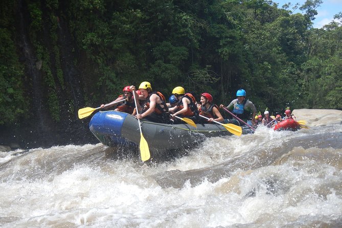 Rafting on the Pastaza River Level III+ and IV - Safety Briefing