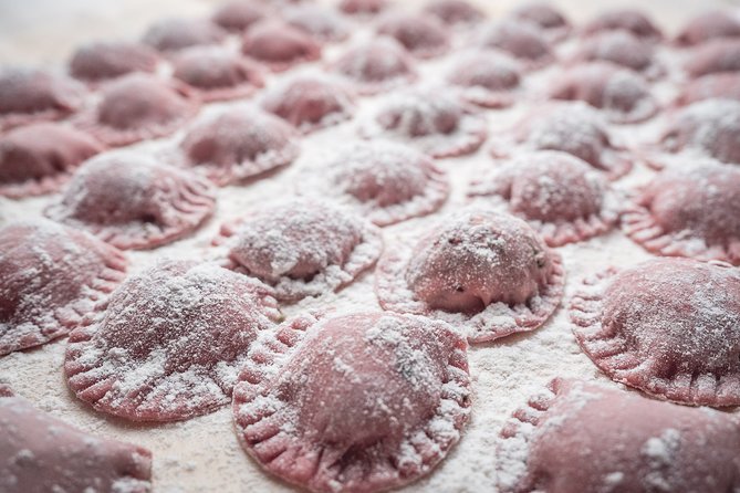 Ragù and Pasta Fresca Home Cooking Class in Bologna - Meeting and Pickup Information